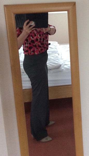 Face to Face interview on Friday. Please help with outfit. Pics included.