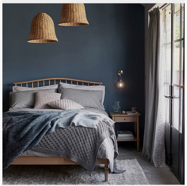Help me find a paint this colour please