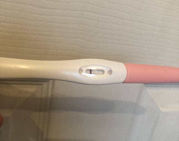 9dpo is this a super faint line?!