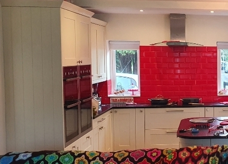 What colour on these kitchen walls?