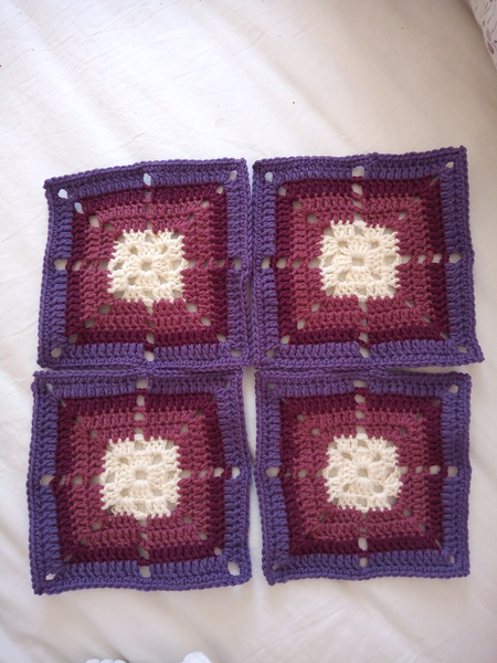 Woolly Hugs. Blankets for wonderful BOF's family, lovely Mumsnetters we need your help.