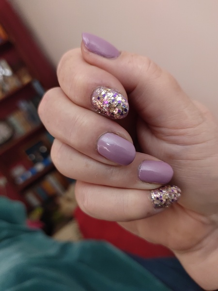 To ask if fake nails should look like this or should I go back to shop...