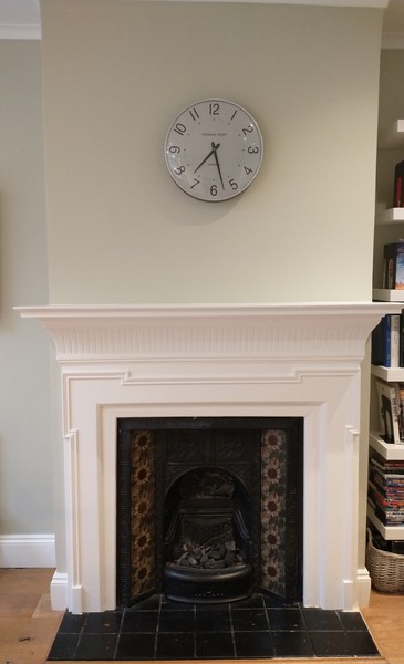Please, help me accessorise this fireplace!