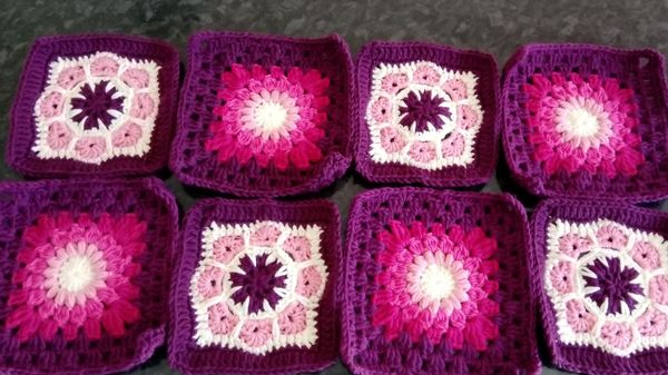 Woolly Hugs. Blankets for wonderful BOF's family, lovely Mumsnetters we need your help.