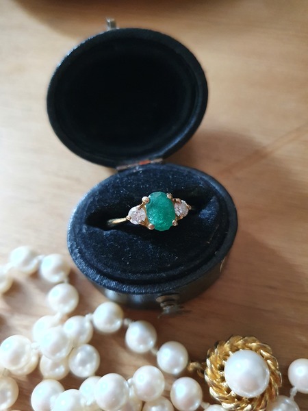 Share your stunning jewels