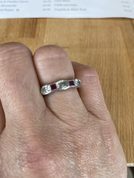 Please show me your / talk to me about eternity rings