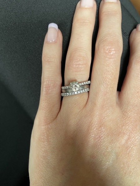 Please show me your / talk to me about eternity rings