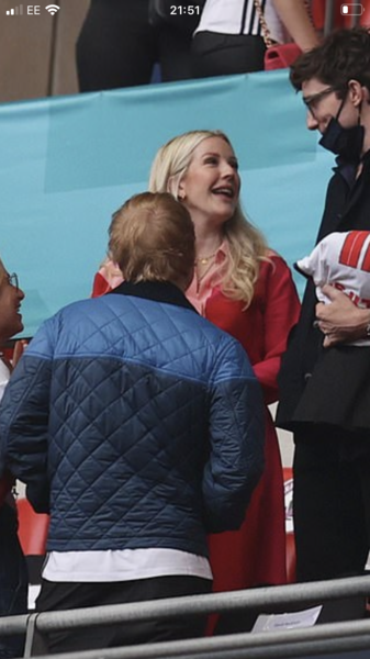 Who was the woman sat behind Ed Sheeran tonight?