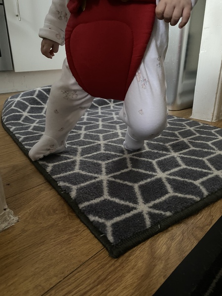 6 month old only puts one foot flat/ leg straight