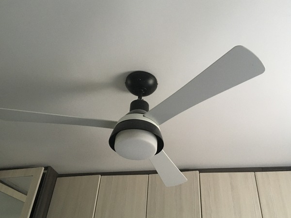 Is it possible to have a ceiling fan that doesn't look as though you're decor is stuck in the 80's?