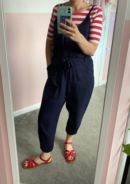 Stitch and bitch thread #3 Sewing is harder than it seams