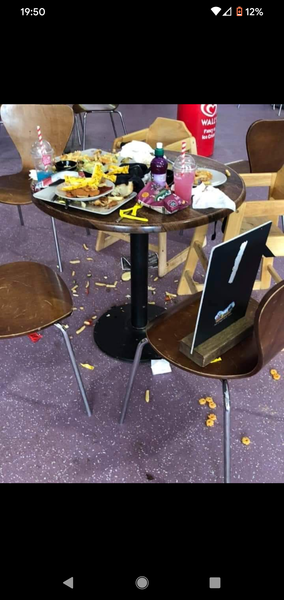 To think table manners are on the decline