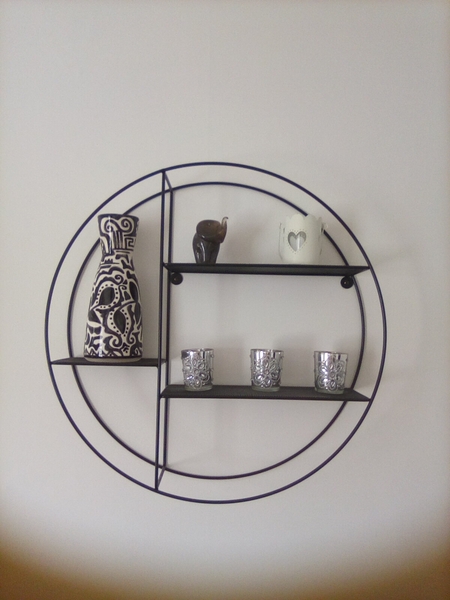 Pre-selected bundles of shelves decorations?