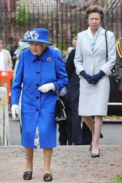 Royal Style - has Kate ditched the skinnies?