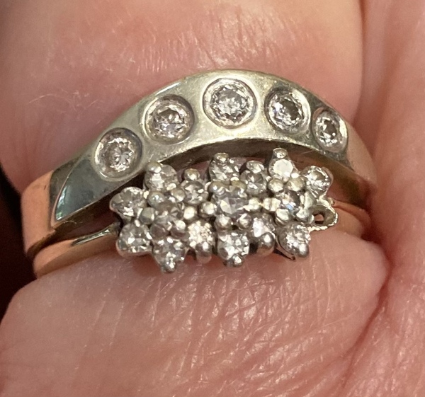 Show me your wedding ring