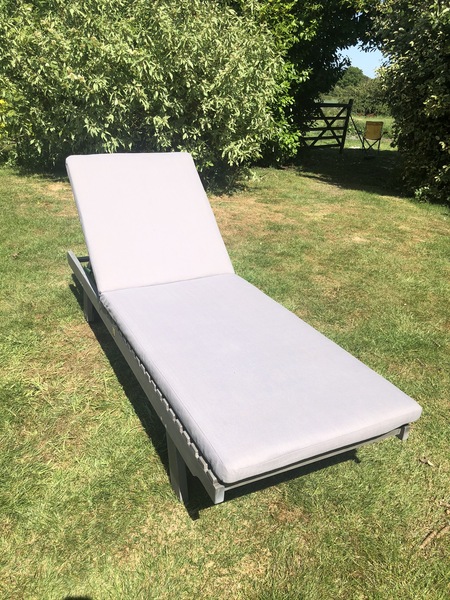 Recommend me a sun lounger
