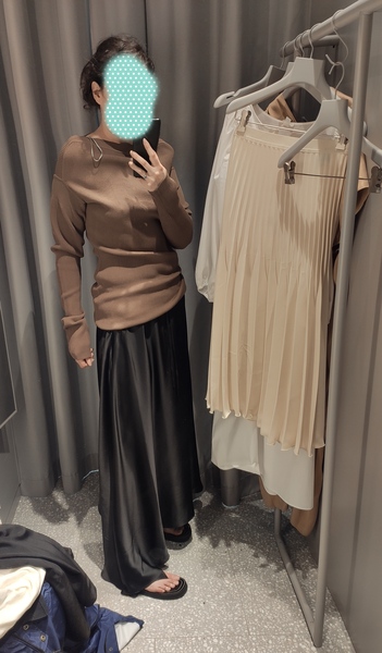 Les Parisiennes des Mamansnet: For the Love of Well Dressed Women in Repose