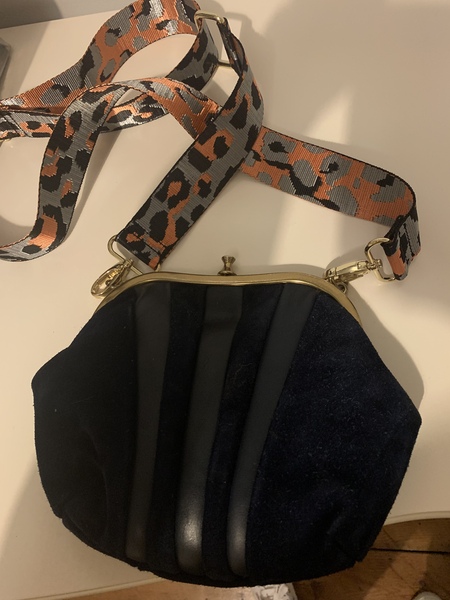 Les Parisiennes des Mamansnet: For the Love of Well Dressed Women in Repose