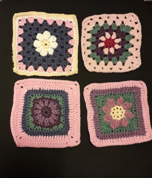 Woolly Hugs. Blankets for wonderful BOF's family, lovely Mumsnetters we need your help.