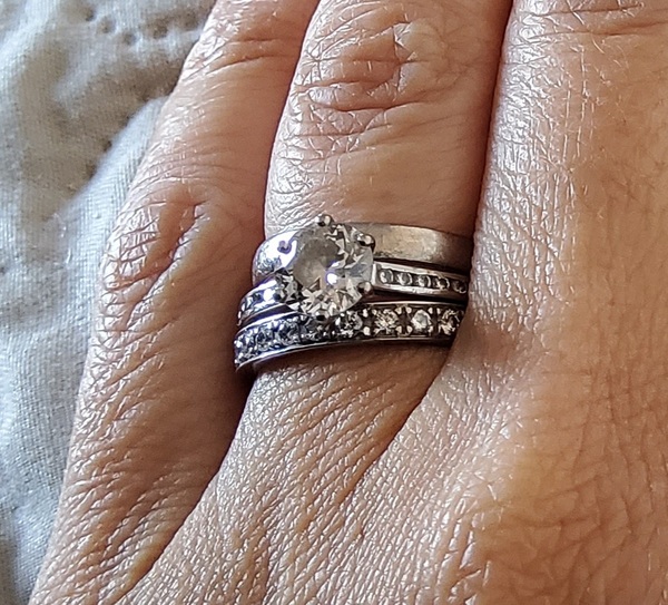 Please show me your / talk to me about eternity rings