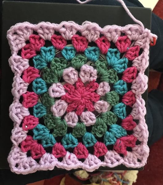 Woolly Hugs. Blankets for wonderful BOF's family, lovely Mumsnetters we need your help.