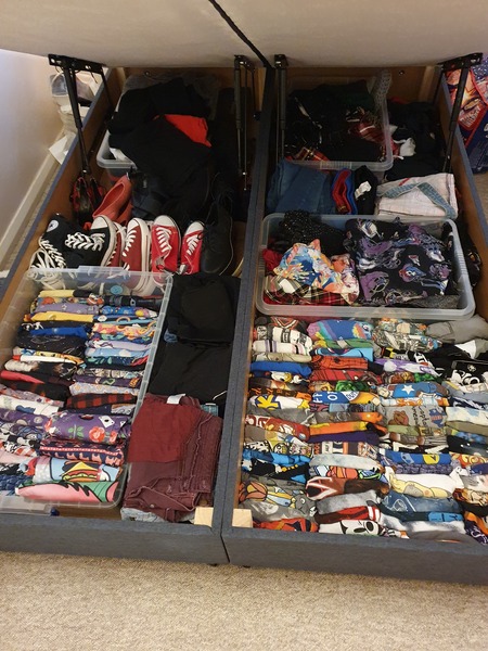 Decluttering one item a day (and counting down til the opening of charity shops!) – thread number 17