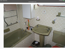 Am I mad to quite like a coloured bathroom suite?