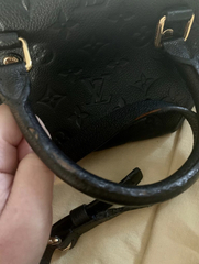 Handbag lovers, indulge me!