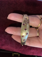 Share your stunning jewels