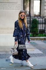 Help me find this dress!