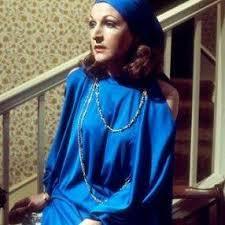 Les Parisiennes des Mamansnet: For the Love of Well Dressed Women in Repose