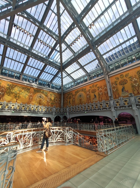 Les Parisiennes des Mamansnet: For the Love of Well Dressed Women in Repose