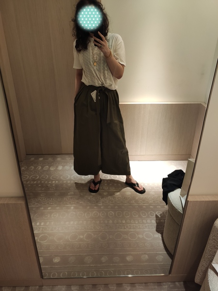 Les Parisiennes des Mamansnet: For the Love of Well Dressed Women in Repose