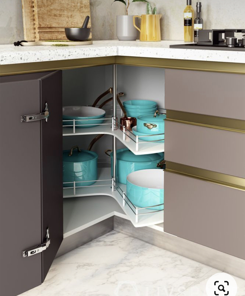 Pull out kitchen shelves