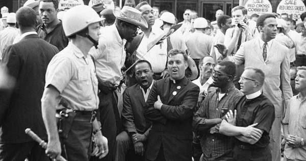 Questions for white people: what is the problem with "taking the knee"