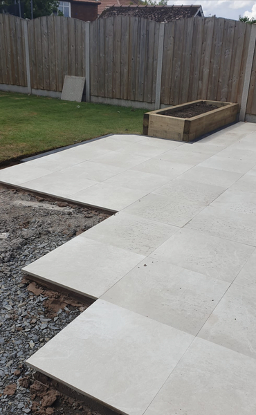 Garden planting and lighting advice