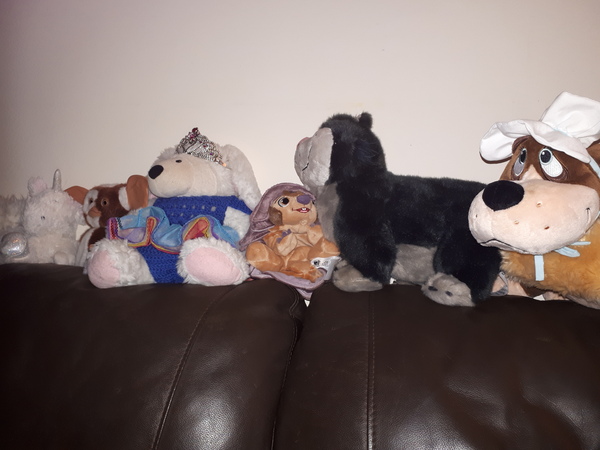 Bring your worries over here, the Night Shift are still here to mind them