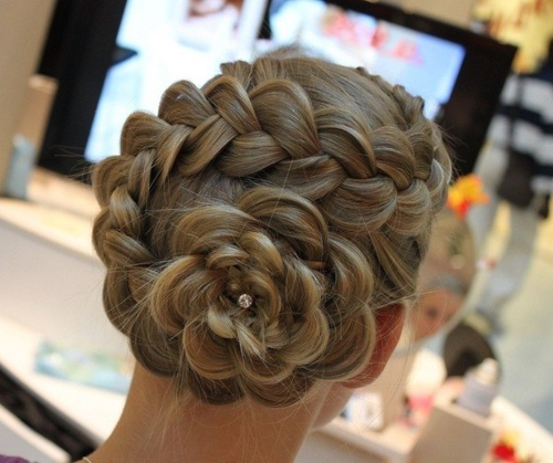Help! Anyone any good at French plaits (pic included)