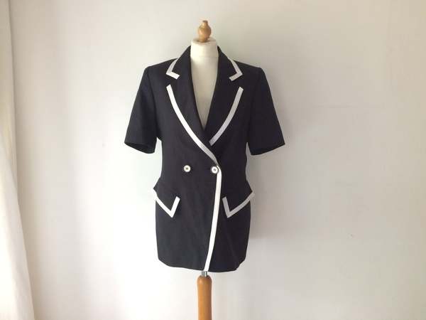 Royal Style - Leti loves a linear look, but Maxima's mantra is more!