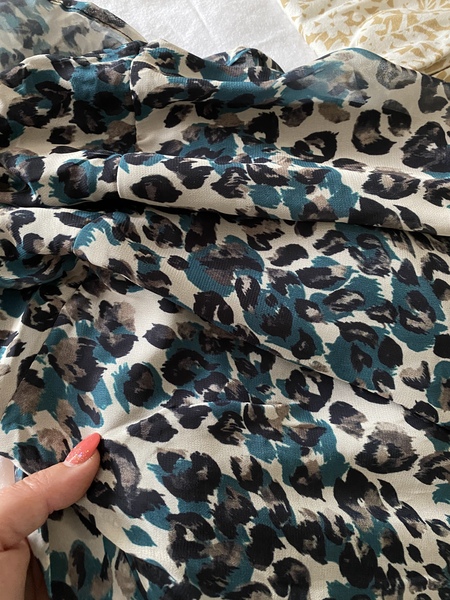 Would anyone help me find shoes to match this colour dress please?