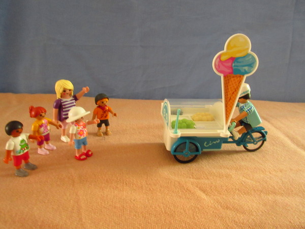 Playmobil pandemic in our house part 4