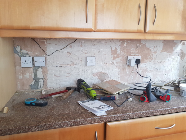 How would you 'refresh' this 90s style kitchen?