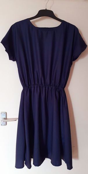 I need a REALLY simple sewing tutorial for a dress