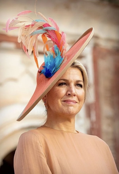 Royal Style - has Kate ditched the skinnies?