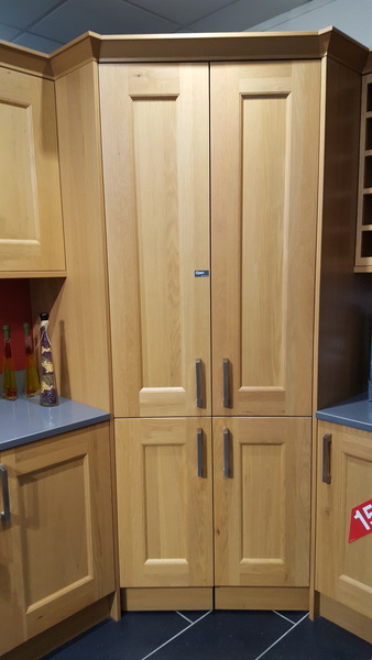 Pull out kitchen shelves
