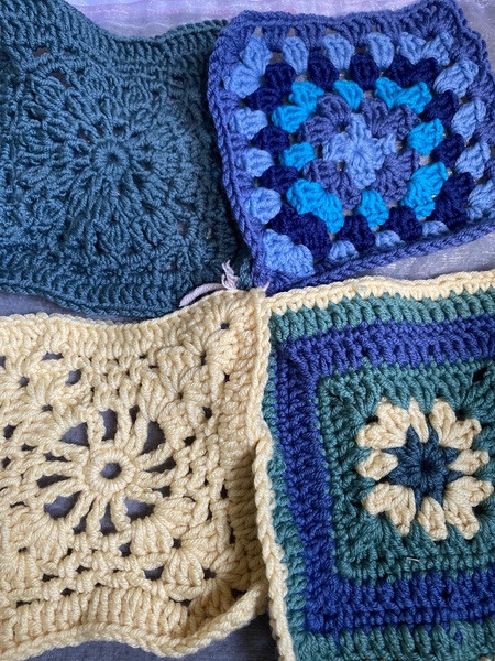 Woolly Hugs. A Blanket for lovely Notapizzaeater whose wonderful DH has sadly died.