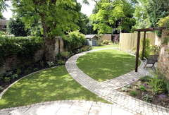 to put a moongate into a narrow back garden?