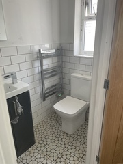 Bathroom tiles done wrong. Opinions? *pics*