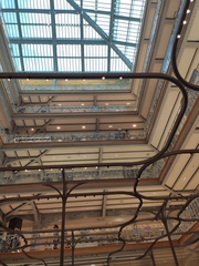 Les Parisiennes des Mamansnet: For the Love of Well Dressed Women in Repose