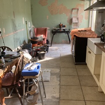 Anyone know what gets left in the kitchen during replacement?